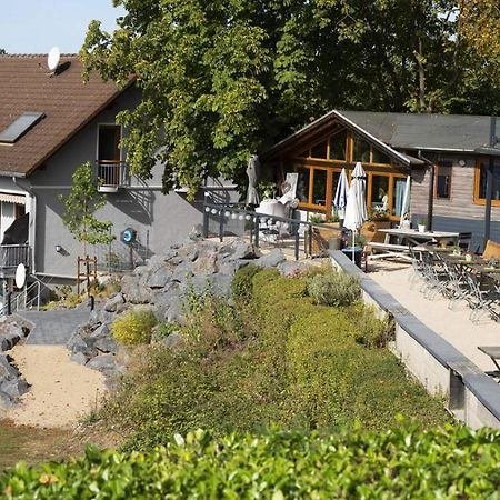 Wohnfuehloasen In Laendlicher Idylle Weitersburg Exterior photo